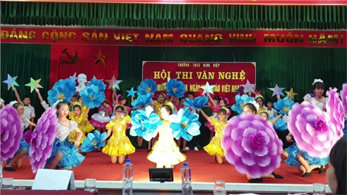 Hội thi văn nghệ chào mừng 38 năm ngày nhà giáo Việt Nam năm học 2020 - 2021